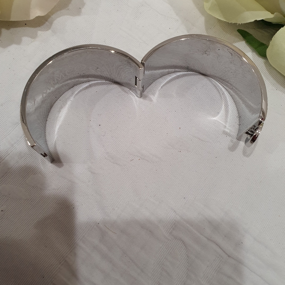 Mimco vintage cuff - Picture 2 of 4